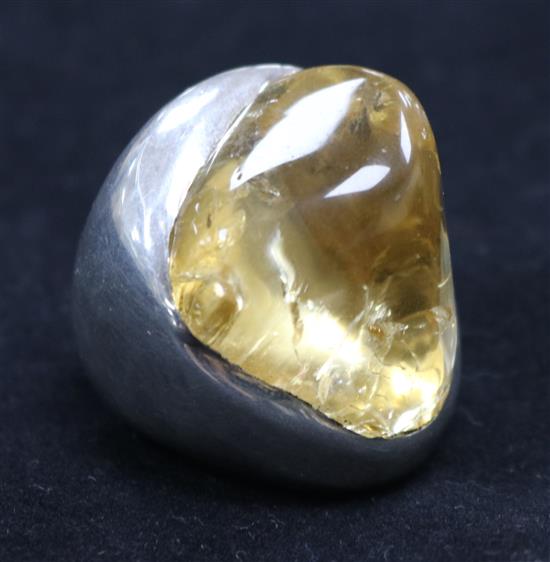 A modern silver aesthetic citrine ring, size L.